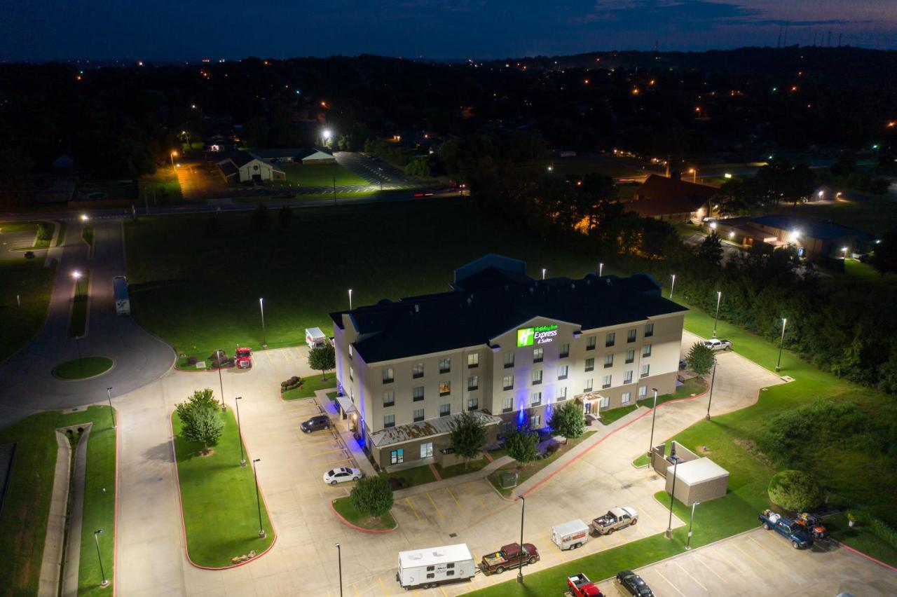 Holiday Inn Express & Suites Van Buren-Fort Smith Area, An Ihg Hotel Екстер'єр фото