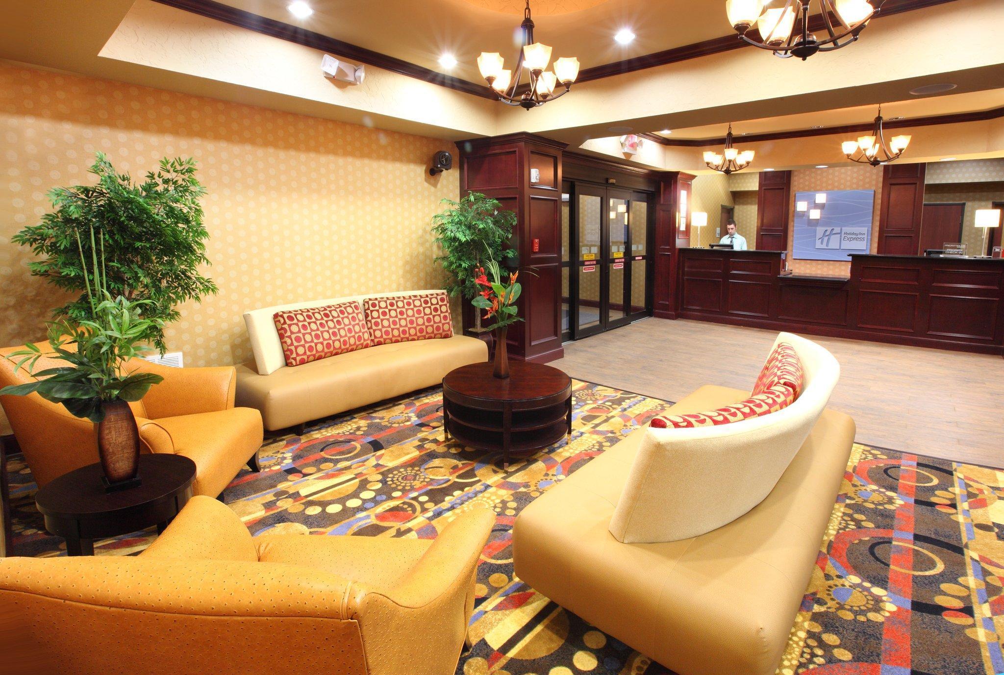 Holiday Inn Express & Suites Van Buren-Fort Smith Area, An Ihg Hotel Екстер'єр фото